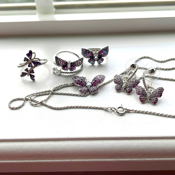 bomb party Jewelry - Purple Butterfly Lot